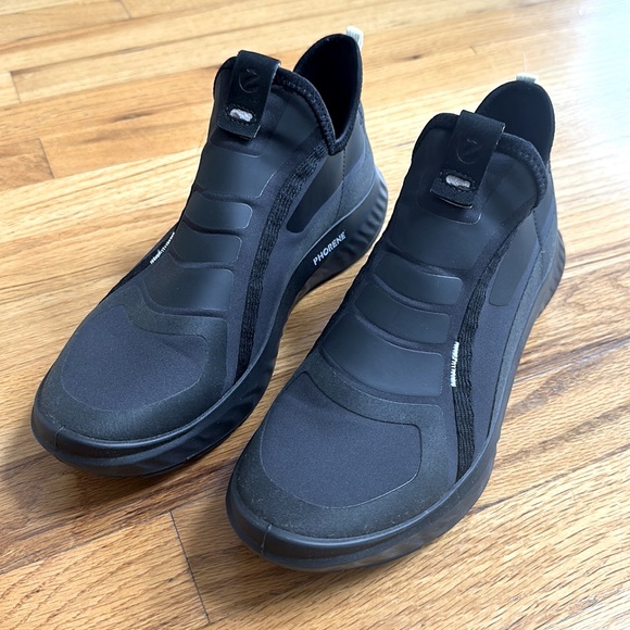 ecco men's tennis shoes